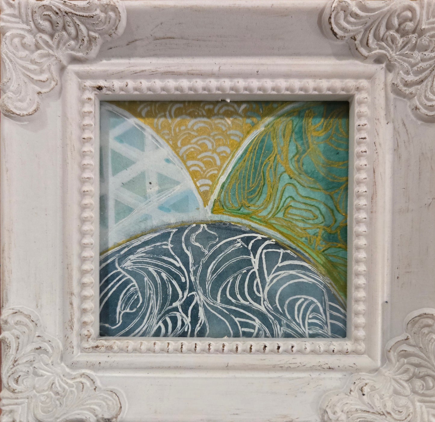 3x3 Abstract - Scallops