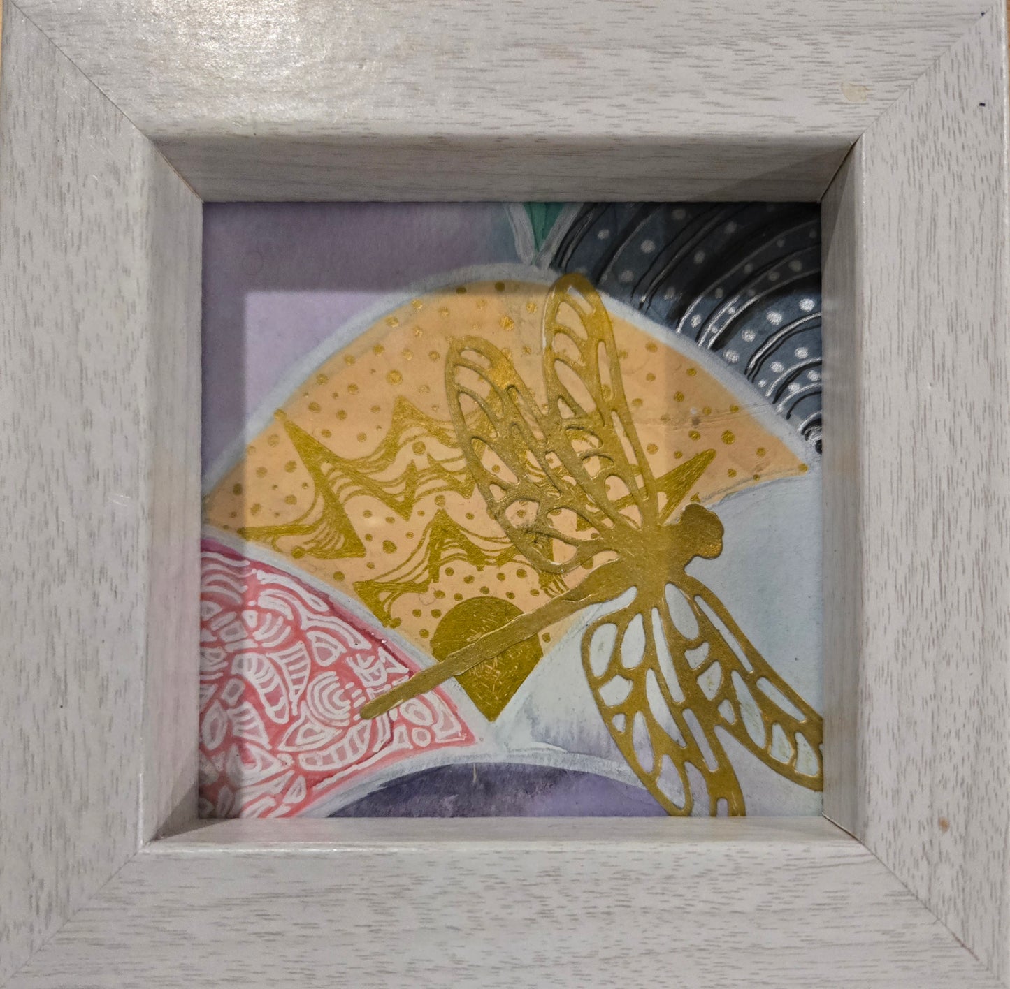 4x4 Abstract - Scallops & Dragonfly